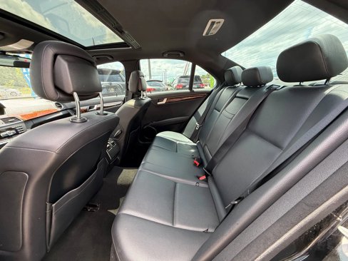 Used 2013 Mercedes-Benz C 250 Sedan image 12