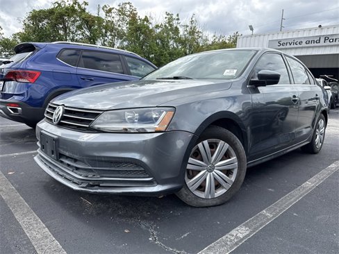Used 2017 Volkswagen Jetta S image 2
