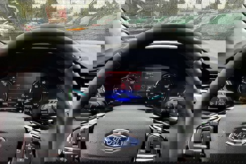 Certified 2022 Ford Escape SEL image 20