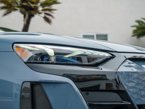 Used 2022 Audi RS e-tron GT w/ Carbon Performance Package image 9