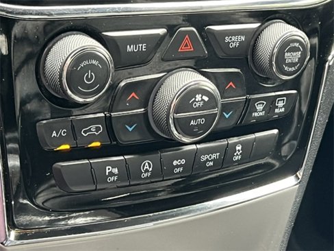 Used 2019 Jeep Grand Cherokee Limited image 25