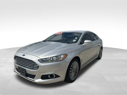 Used 2016 Ford Fusion Titanium image 3