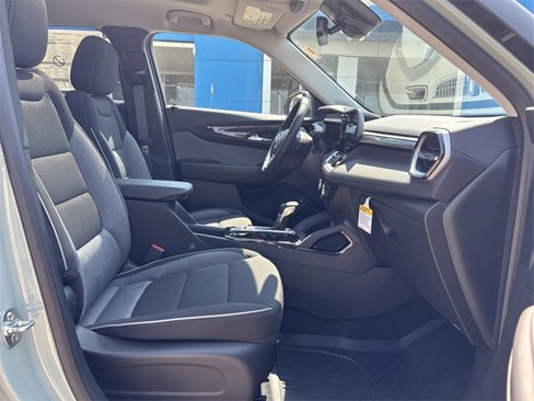 New 2025 Chevrolet TrailBlazer LT w/ Convenience Package image 16