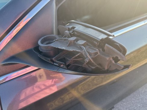 Used 2015 Chrysler 200 Limited image 13