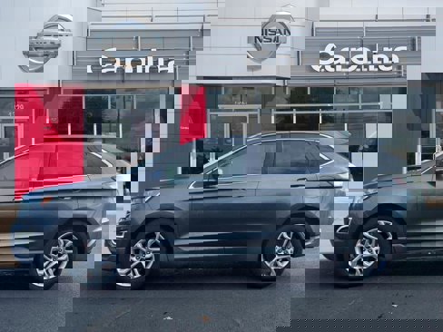 Used 2018 Ford Edge Titanium w/ Ford Safe & Smart Package image 4