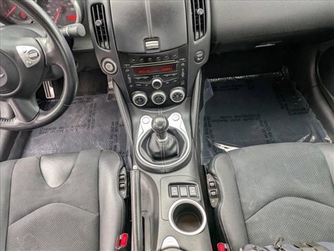 Used 2012 Nissan 370Z Touring image 13