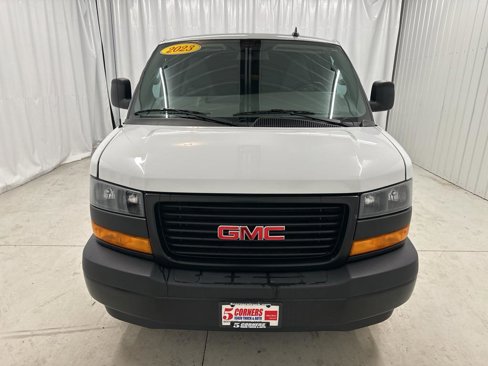 Used 2023 GMC Savana 2500 Extended w/ Driver Convenience Package image 2