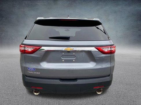 Used 2020 Chevrolet Traverse LS image 4