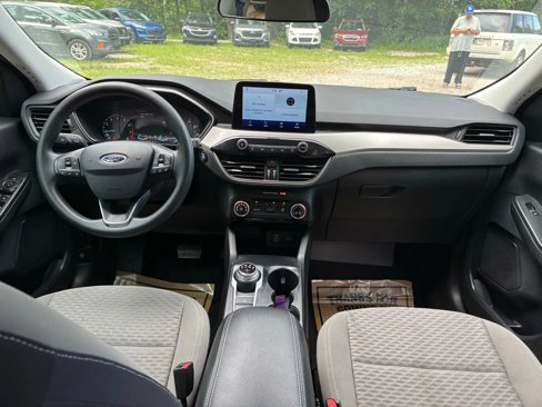 Used 2022 Ford Escape SE image 38
