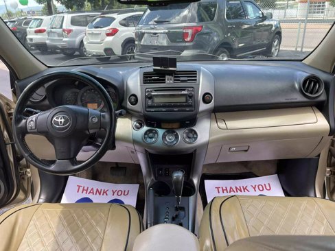 Used 2012 Toyota RAV4 Limited image 17
