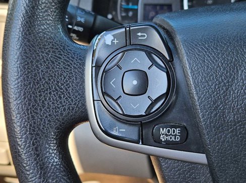 Used 2013 Toyota Camry L image 20