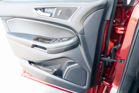 Used 2019 Ford Edge SEL w/ Equipment Group 201A image 26