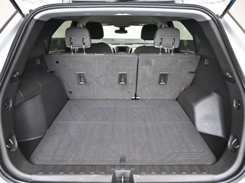 Used 2020 Chevrolet Equinox LS w/ LS Convenience Package image 40