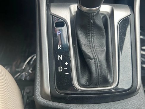 Used 2016 Hyundai Elantra GT image 12
