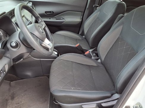 Used 2020 Nissan Kicks S image 7