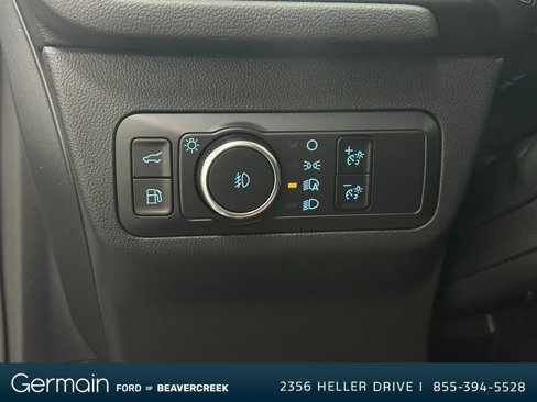 Used 2021 Ford Escape Titanium image 27
