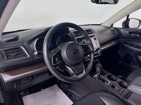 Used 2019 Subaru Outback 2.5i Limited w/ Popular Package #2 image 9
