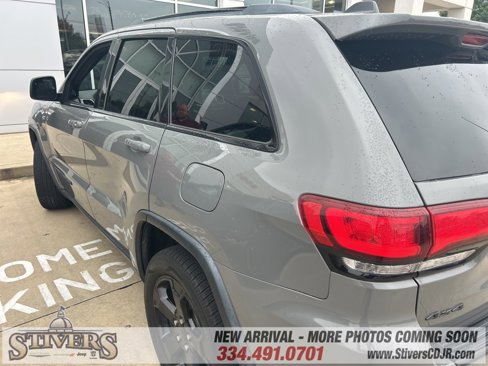 Used 2019 Jeep Grand Cherokee Laredo image 6