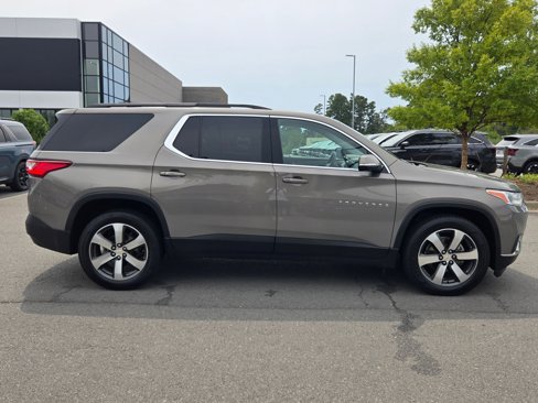 Used 2019 Chevrolet Traverse LT w/ LT Premium Package image 8