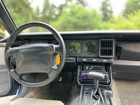 Used 1992 Pontiac Firebird Coupe image 22
