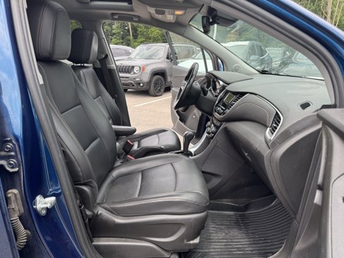 Used 2019 Chevrolet Trax Premier image 25