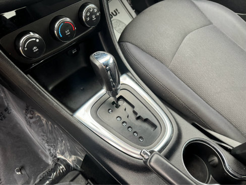Used 2014 Chrysler 200 LX image 21