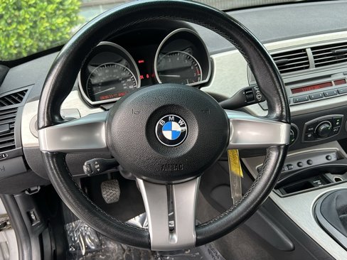 Used 2003 BMW Z4 2.5i image 34