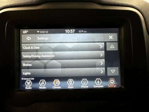 Used 2018 Jeep Renegade Altitude image 57