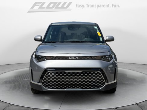 Used 2025 Kia Soul EX image 2