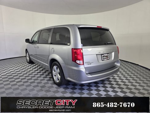 Used 2013 Dodge Grand Caravan SE image 5