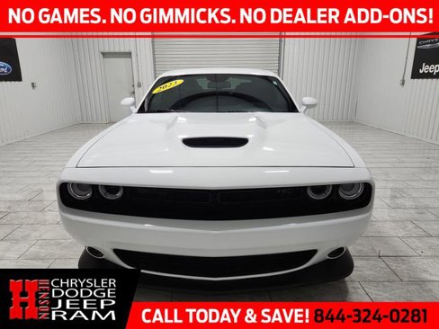 Used 2023 Dodge Challenger R/T w/ Blacktop Package image 31