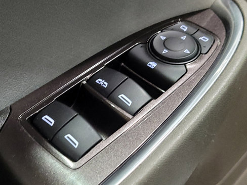 Used 2021 Chevrolet Malibu LT image 27