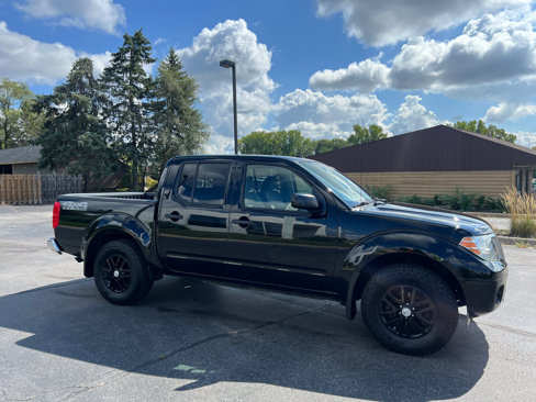Used 2014 Nissan Frontier SV w/ SV Value Truck Package image 11