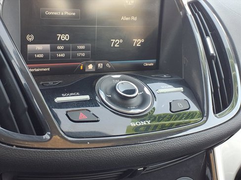 Used 2013 Ford C-MAX SEL image 15