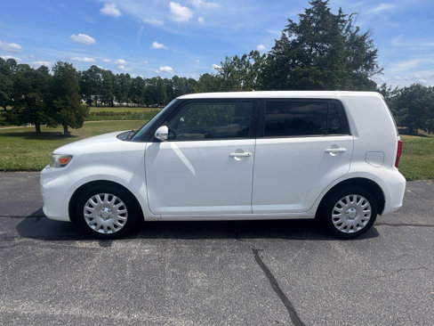 Used 2014 Scion xB image 7