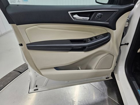 Used 2015 Ford Edge Titanium w/ Equipment Group 301A image 21