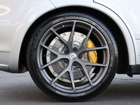 Used 2013 Porsche Cayenne Turbo image 66
