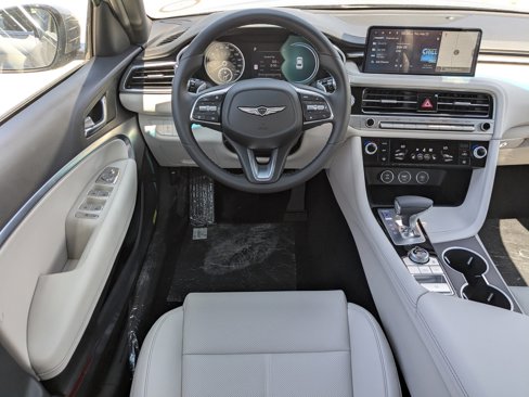 New 2025 Genesis G70 2.5T image 12