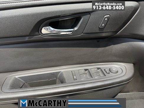 Used 2015 Chevrolet Traverse LT w/ Style and Technology Package image 19