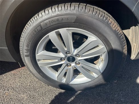 Used 2019 Kia Sportage LX image 15