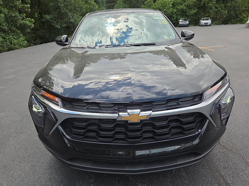 Certified 2024 Chevrolet Trax LS w/ LS Convenience Package image 8