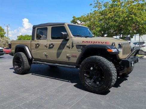 Used 2020 Jeep Gladiator Mojave image 2
