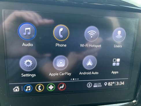 Used 2020 Chevrolet Traverse LT image 37