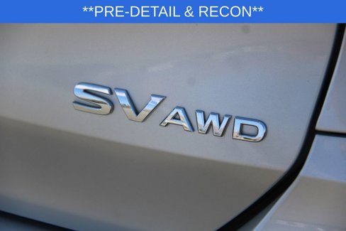 Used 2017 Nissan Rogue SV image 5
