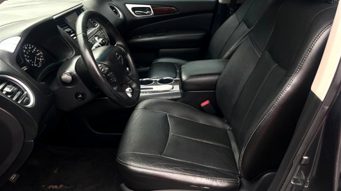 Used 2013 Nissan Pathfinder Platinum w/ Platinum Premium Pkg image 9