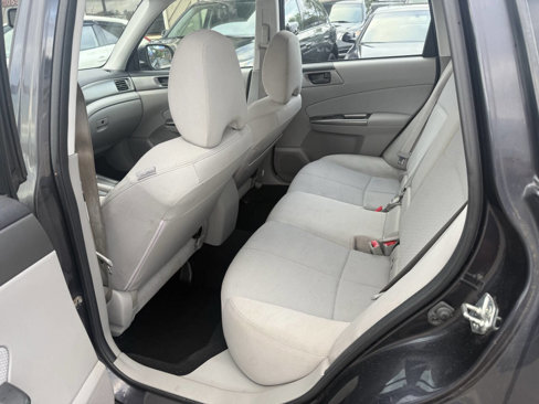 Used 2011 Subaru Forester 2.5X w/ Alloy Wheel Value Pkg image 31