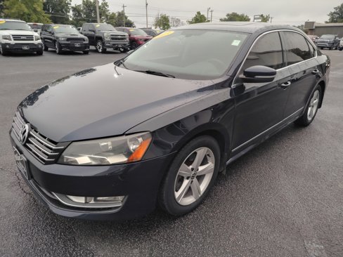 Used 2013 Volkswagen Passat TDI SE image 4