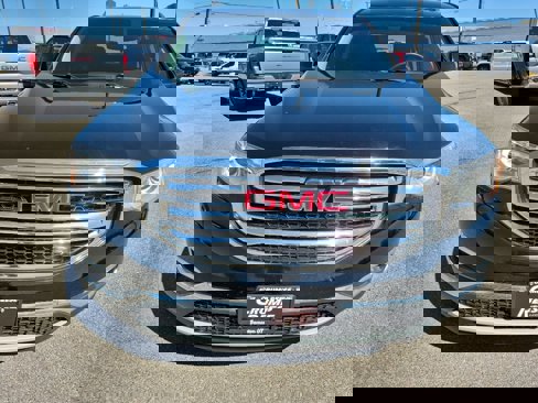 Used 2017 GMC Acadia SLE w/ Driver Alert Package I image 8