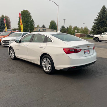 Used 2023 Chevrolet Malibu LT image 3