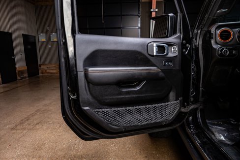 Used 2023 Jeep Gladiator Mojave image 35